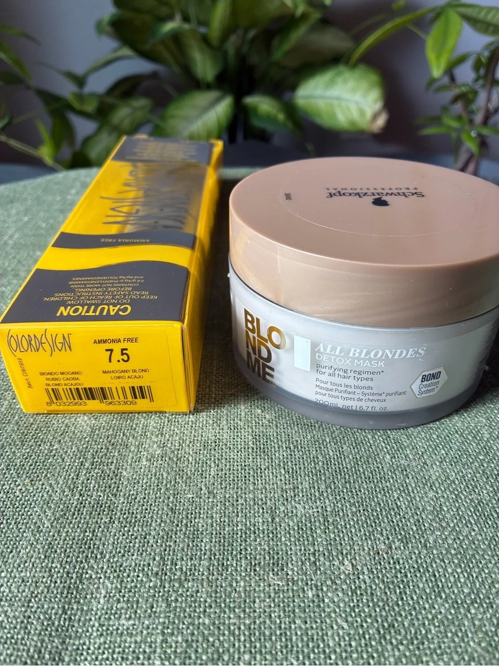 Schwarzkopf Professional Hair Color & BlondMe Detox Mask Bundle